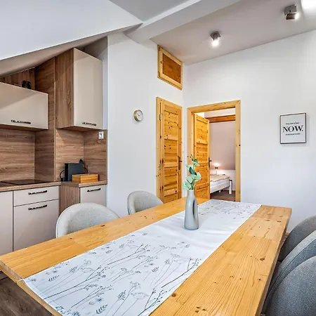 Snowflakes V Snowpark