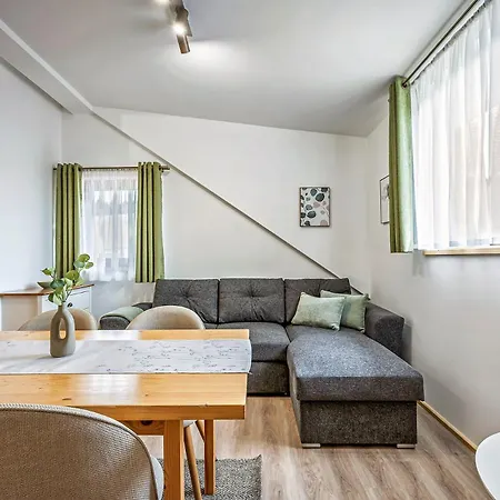 Snowflakes V Snowpark Σαλέ Lučivná